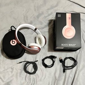 Beats by Dr. Dre Solo 3 Wireless On-Ear Bluetooth Headphones